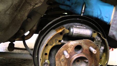 wheel cylinder leaking|Leaking Brake Wheel Cylinder: Signs and Fixes